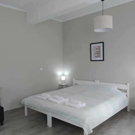 Trousas Apartments Roda  Luaran gambar