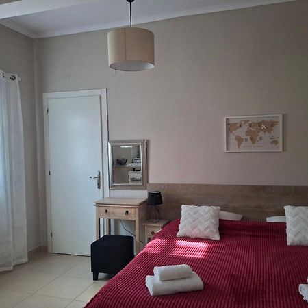 Trousas Apartments Roda  Luaran gambar