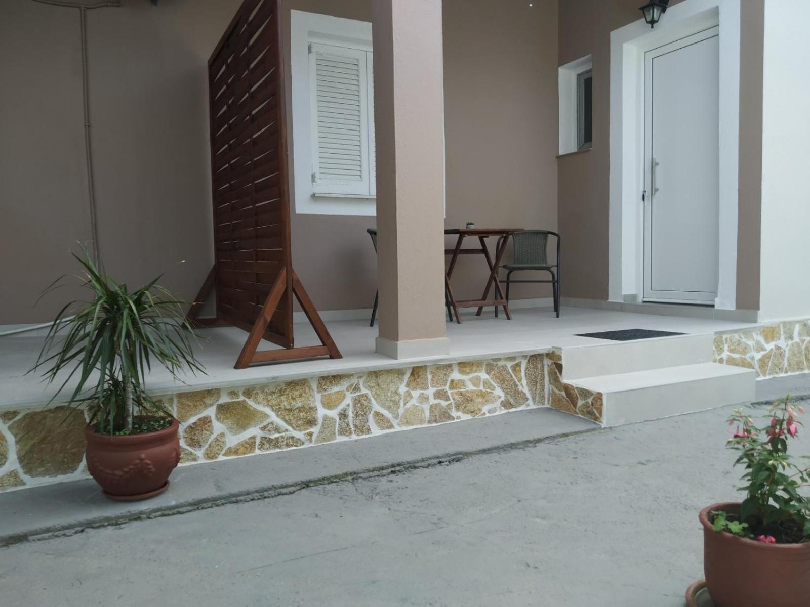 Trousas Apartments Roda  Luaran gambar