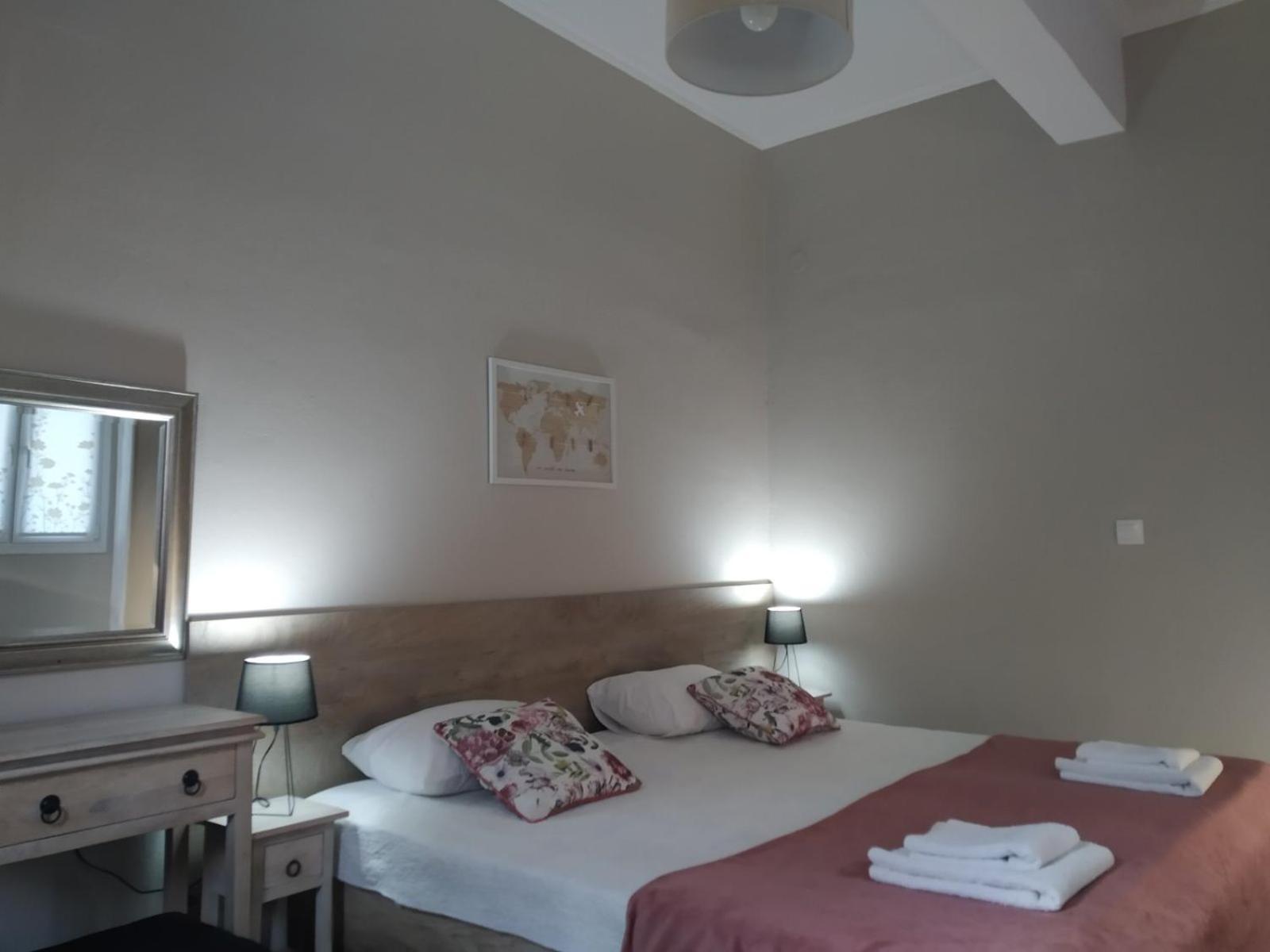 Trousas Apartments Roda  Luaran gambar