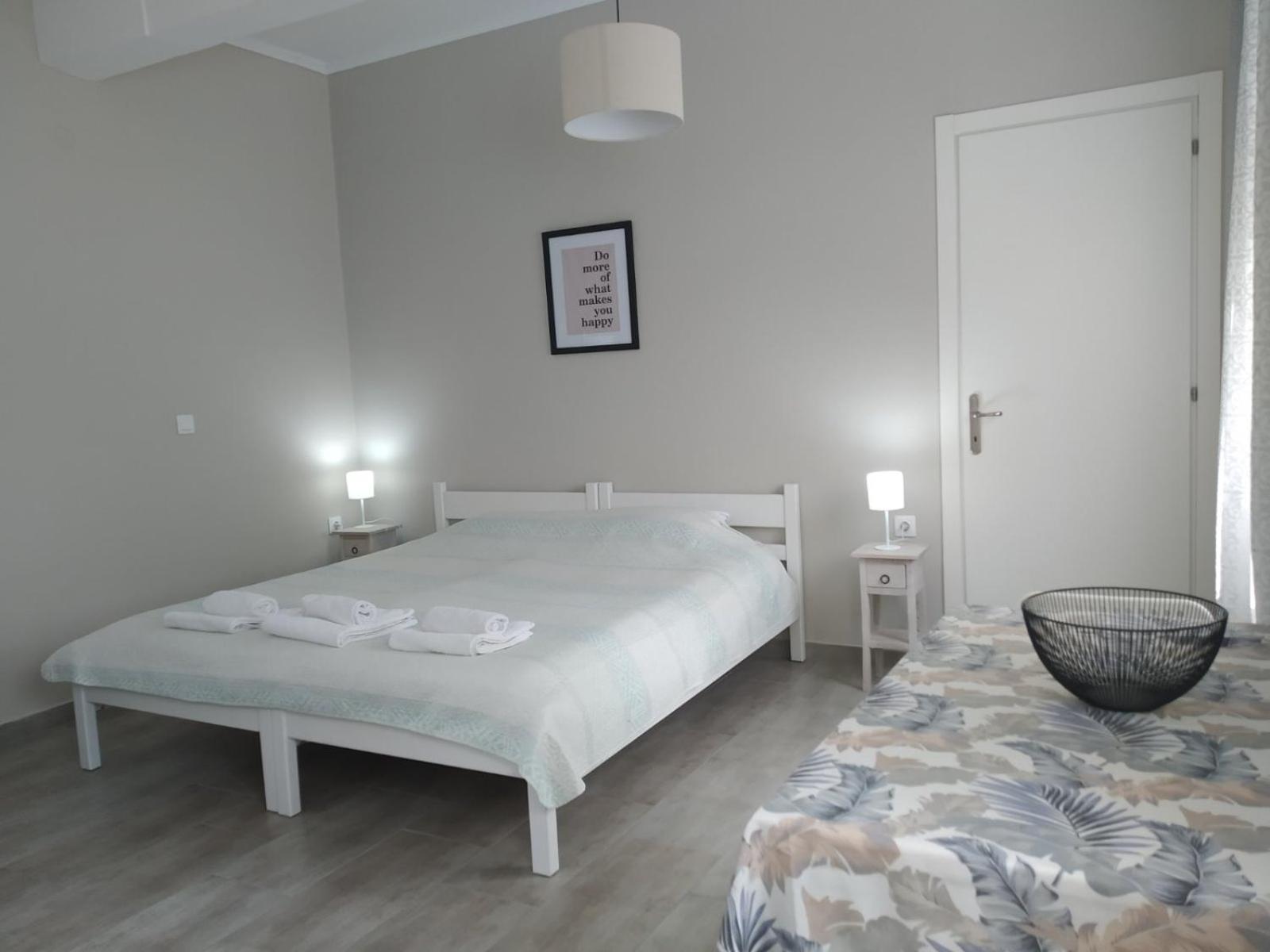 Trousas Apartments Roda  Luaran gambar