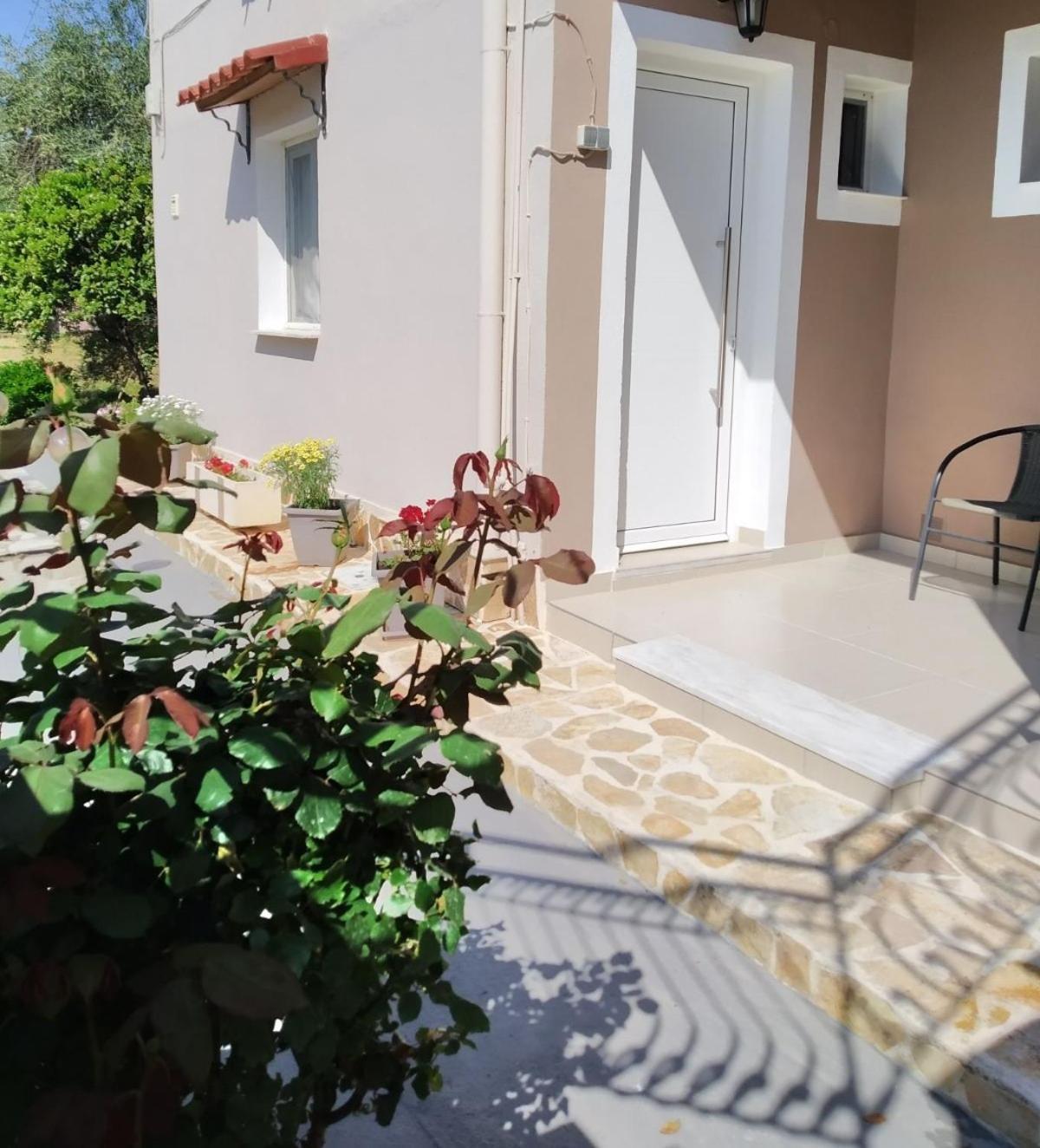 Trousas Apartments Roda  Luaran gambar