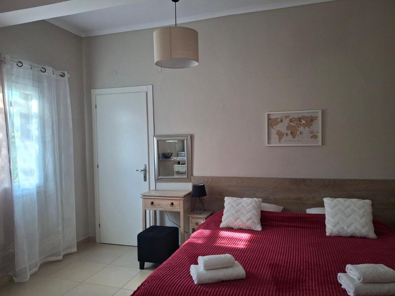 Trousas Apartments Roda  Luaran gambar